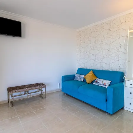 Urban Beach-vista Marina C *