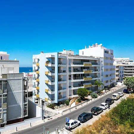 Urban Beach-vista Marina C